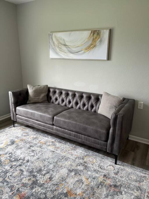 The Mary Lou - 2 Bedroom Apt In Quilt Town, Usa Hamilton Exterior foto